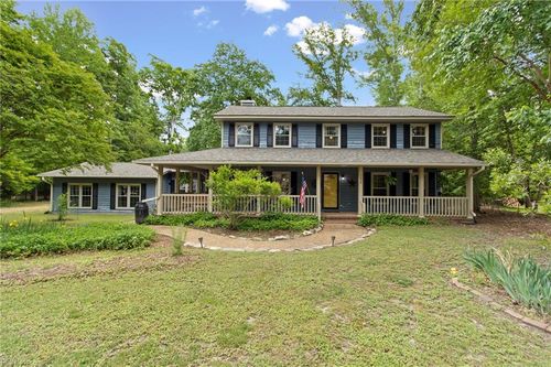 152 The Maine, Williamsburg, VA, 23185-1423 | Card Image