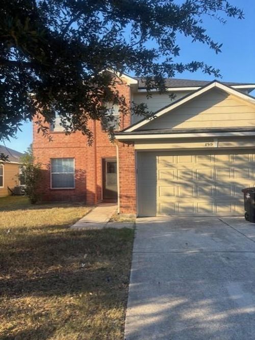 8919 Blue Cedar Ln, Humble, TX, 77338-2805 | Card Image