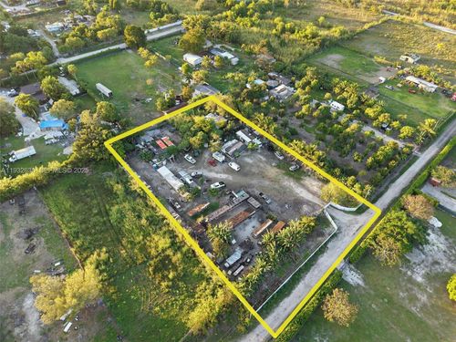 15400 Sw 207th Ave, Miami, FL, 33187 | Card Image