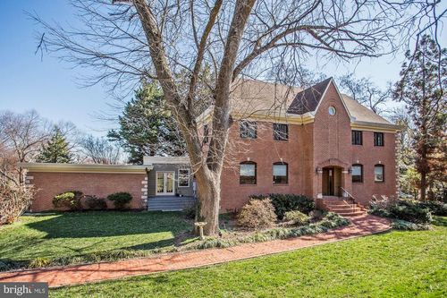 1412 Coventry Ln, Alexandria, VA, 22304-1846 | Card Image