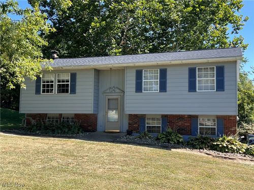 61220 Kadon Dr, New Concord, OH, 43762-9580 | Card Image
