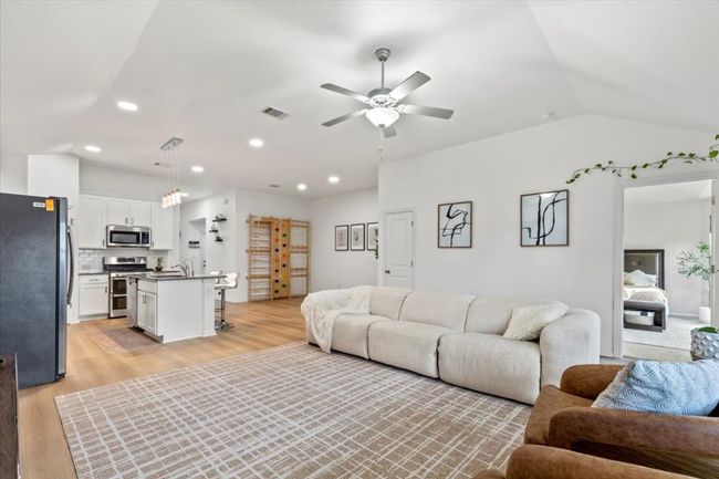 103 Simon, House other with 3 bedrooms, 2 bathrooms and null parking in Kyle TX | Image 15
