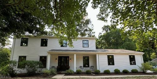 77 Parmelee Dr, Hudson, OH, 44236-3425 | Card Image