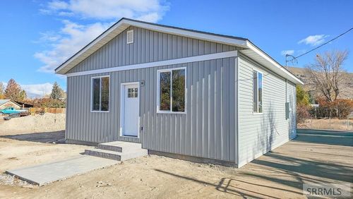 232 Blaine St, Arco, ID, 83213-8784 | Card Image