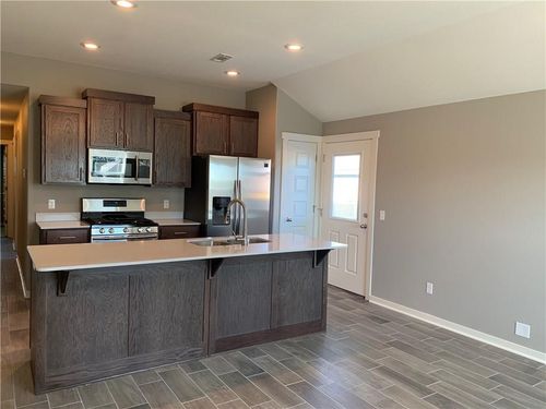 404 W Weymouth Court, Siloam Springs, AR, 72761 | Card Image