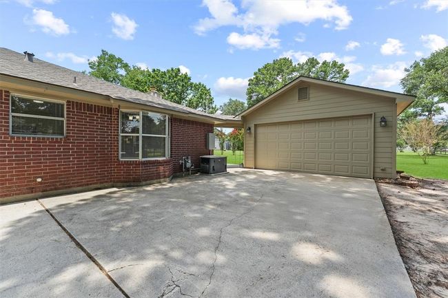 17010 Cypress Knee Dr, House other with 3 bedrooms, 2 bathrooms and 2 parking in Cypress TX | Image 6