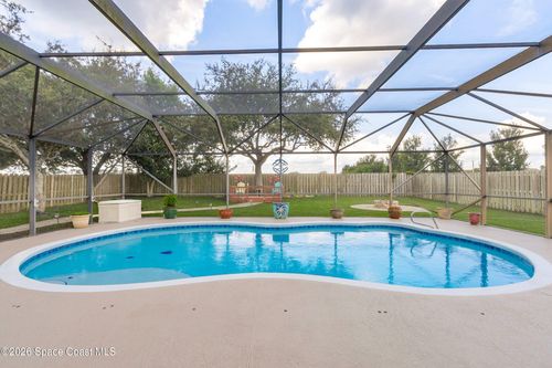 1933 Woodfield Cir, West Melbourne, FL, 32904-6645 | Card Image
