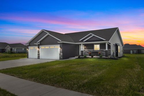 5702 N Yosemite Lane, APPLETON, WI, 54913 | Card Image