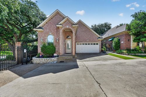 5027 Pershing Ave, Fort Worth, TX, 76107-4897 | Card Image