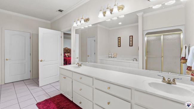 5906 Winchester Dr, House other with 4 bedrooms, 5 bathrooms and null parking in Texarkana TX | Image 15