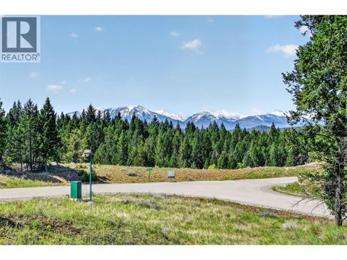 4915 Saddlewood Lane, Radium Hot Springs, BC, V0A1M0 | Card Image