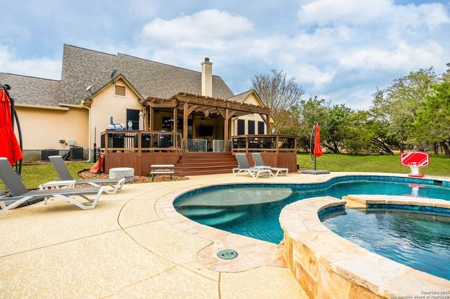 859 Indigo Run Dr, House other with 4 bedrooms, 3 bathrooms and null parking in Bulverde TX | Image 51