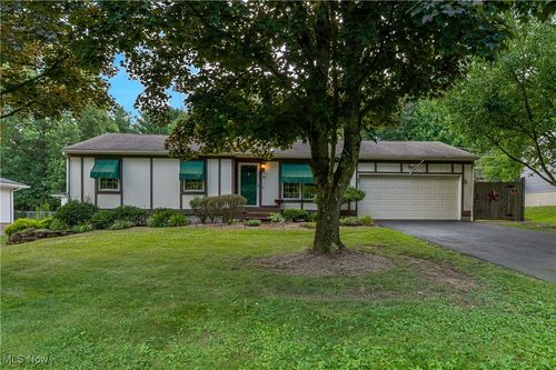 1794 Warner Ave, Mineral Ridge, OH, 44440-9564 | Card Image