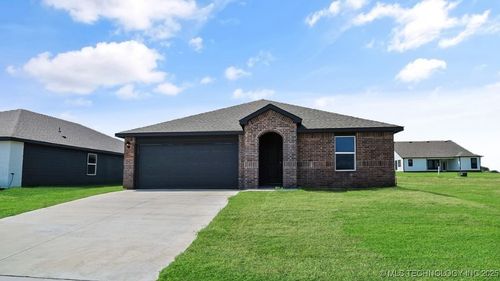8521 E Dallas St, Broken Arrow, OK, 74014 | Card Image