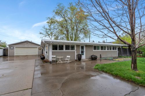 7026 S 2955 E, Cottonwood Heights, UT, 84121-4227 | Card Image