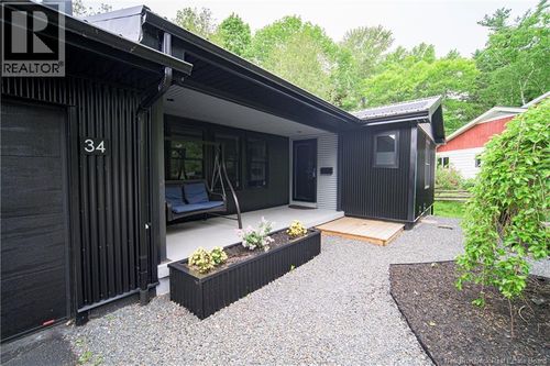 34 Simcoe Crt, Fredericton, NB, E3B2W9 | Card Image