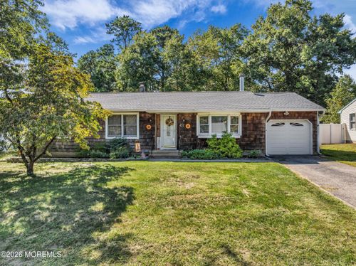 451 Beacon St, Toms River, NJ, 08757-3050 | Card Image