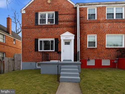 3917 Stokes Dr, BALTIMORE, MD, 21229-1940 | Card Image