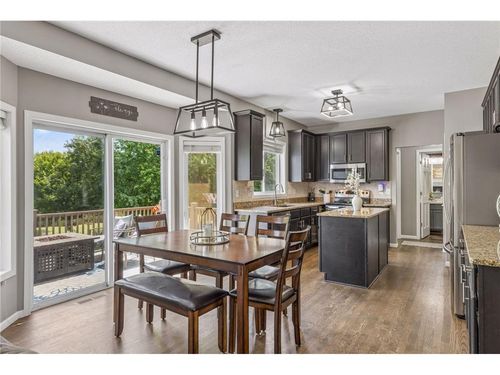 624 Dundee Ave, RIVER FALLS, WI, 54022-5793 | Card Image