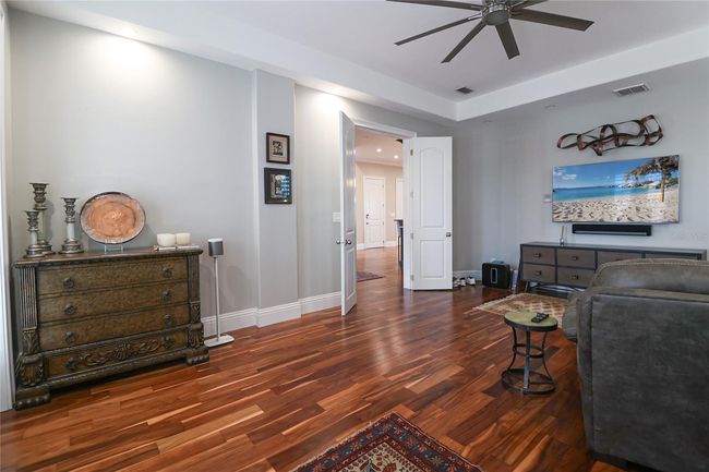 11105 5 Th St E, House other with 4 bedrooms, 4 bathrooms and null parking in TREASURE ISLAND FL | Image 28