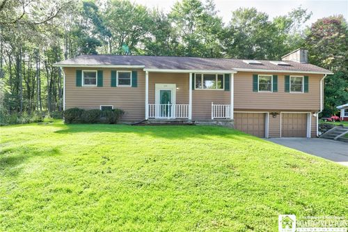 264 Ivy St, Jamestown, NY, 14701-9320 | Card Image