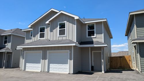 106-5330 Lisa Pt, Saint Hedwig, TX, 78152 | Card Image