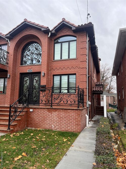 6114 Cloverdale Blvd, New York, NY, 11364 | Card Image