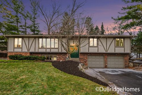 3101 Woodsboro Dr Ne, Grand Rapids, MI, 49525-3056 | Card Image