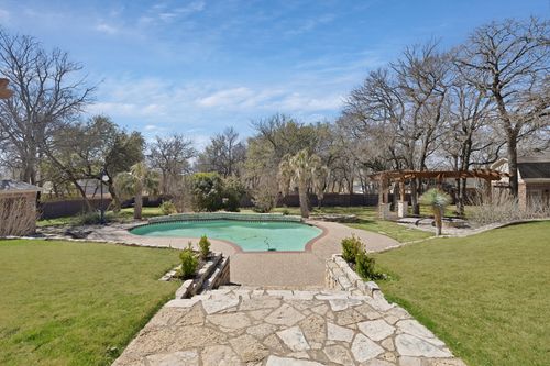 119 Allie Ct, Hudson Oaks, TX, 76087-3630 | Card Image