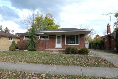 28106 Rosebriar Street, Home with 3 bedrooms, 1 bathrooms and null parking in St. Clair Shores MI | Image 1