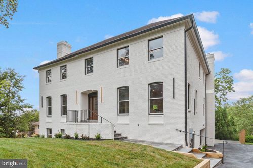 6002 Onondaga Rd, BETHESDA, MD, 20816-2152 | Card Image