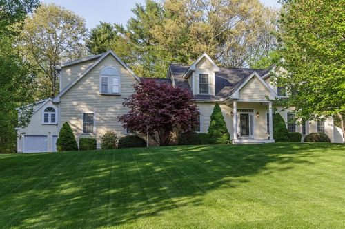 5 Glastombury Dr, Sandown, NH, 03873-2166 | Card Image