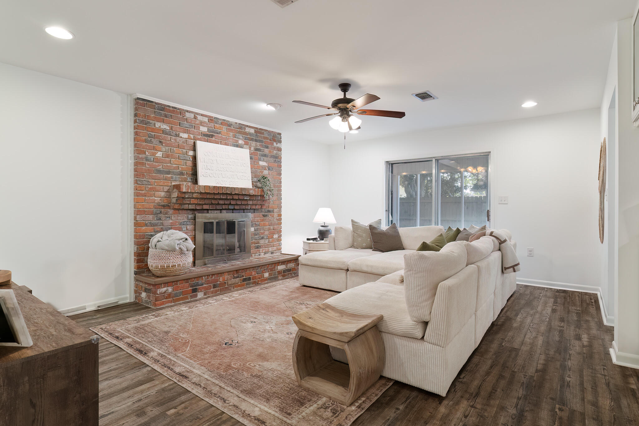 Tarpon Ln, Niceville, FL 32578