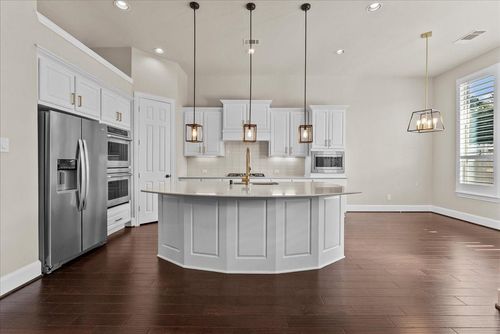 1117 Hancock Springs Ln, Friendswood, TX, 77546-4657 | Card Image