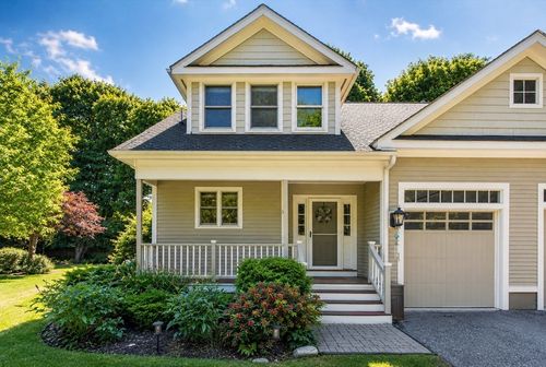 36-36 Roosevelt Rd, Lexington, MA, 02421-7441 | Card Image