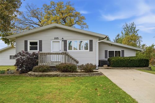 165 Timber Ln, Robins, IA, 52328-9632 | Card Image