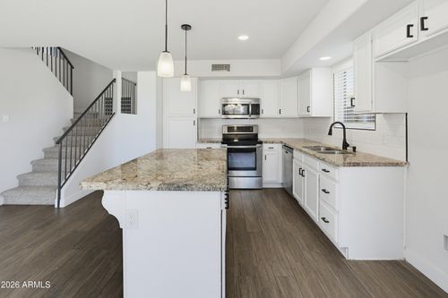 8913 W Marconi Ave, Peoria, AZ, 85382-3730 | Card Image