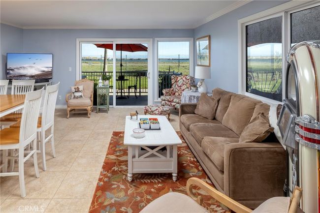 1627 Seal Way, House other with 3 bedrooms, 4 bathrooms and 4 parking in Seal Beach CA | Image 5
