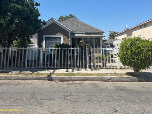 309 N Willowbrook Ave, Compton, CA, 90220-2430 | Card Image