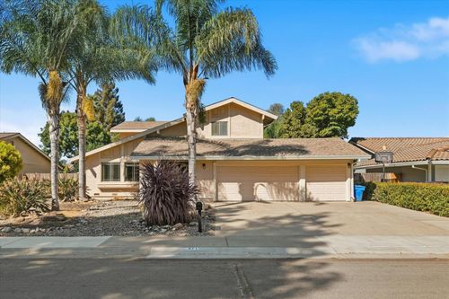 371 Rivertree Way, Sacramento, CA, 95831-2423 | Card Image