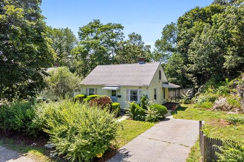 38 Cutter Hill Rd, Arlington, MA, 02474-3044 | Card Image