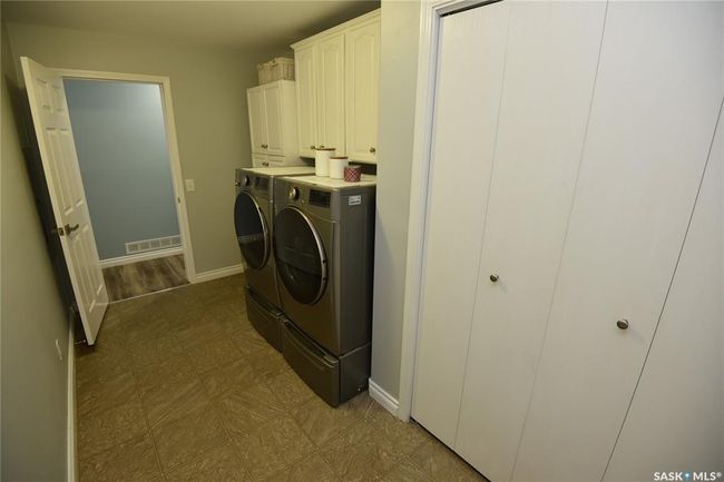 113 6 Th St E, House other with 5 bedrooms, 2 bathrooms and 4 parking in Nipawin SK | Image 13