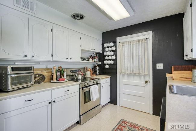 163 E 24th Street, House other with 5 bedrooms, 3 bathrooms and 3 parking in Idaho Falls ID | Image 20