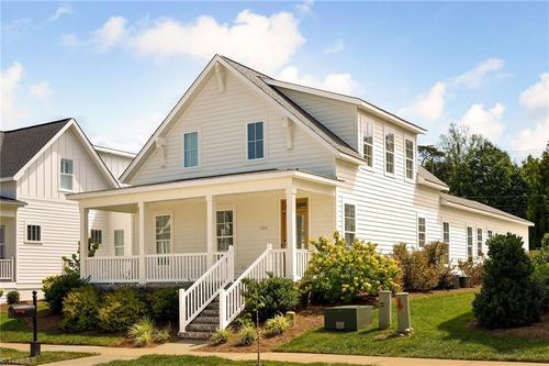 1556 Autumn Park Cir, Winston-Salem, NC, 27106-9887 | Card Image