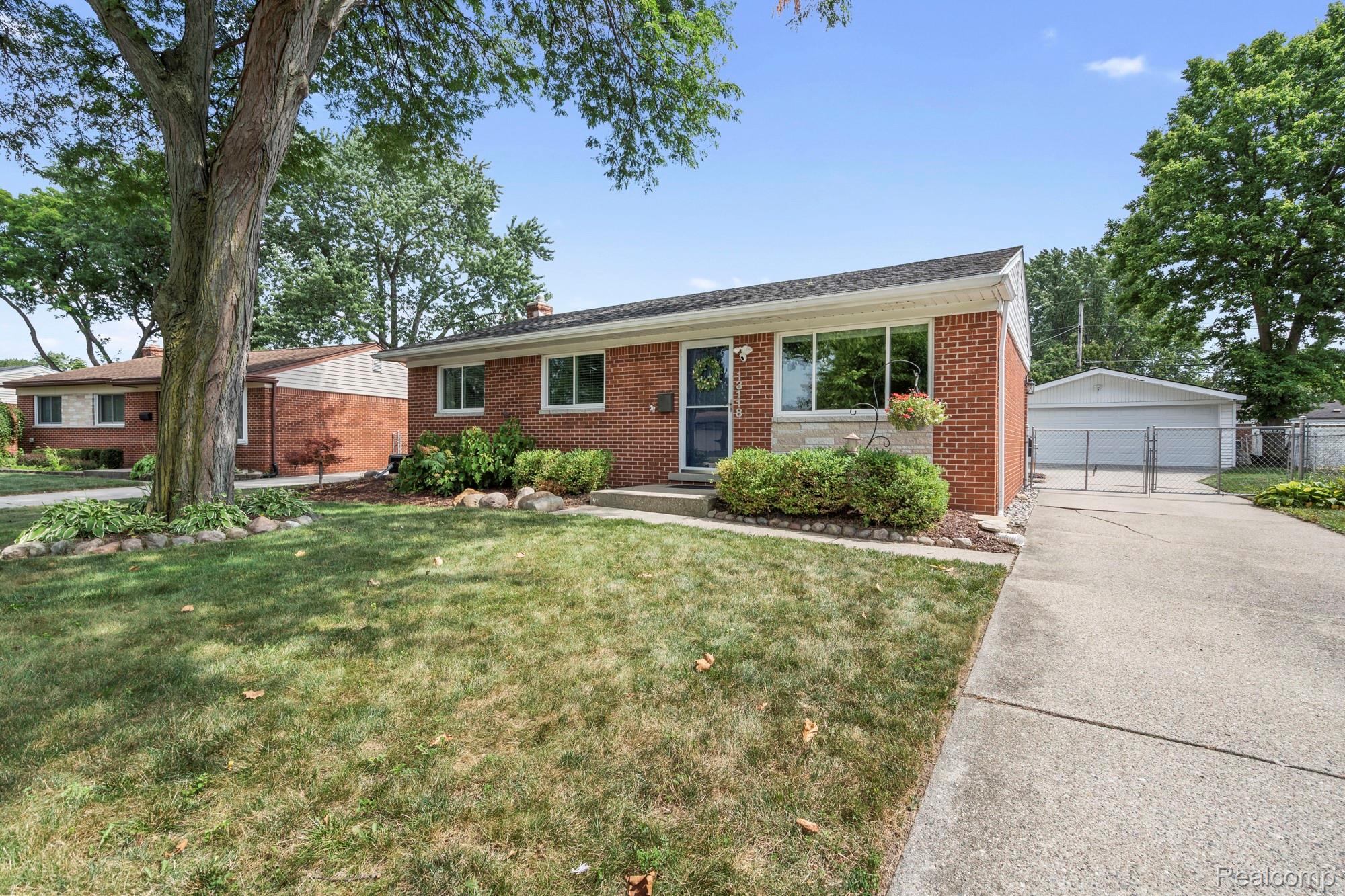 Residential in Sterling Heights 3