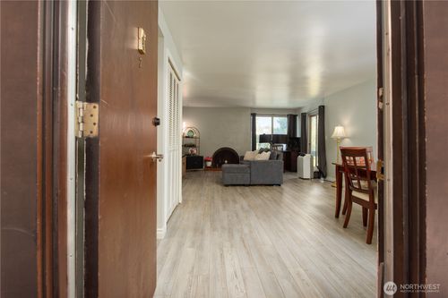 c7-7425 Ruby Dr Sw, Lakewood, WA, 98498-5001 | Card Image
