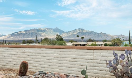 1465 W Camino Calderon, Green Valley, AZ, 85622-8207 | Card Image