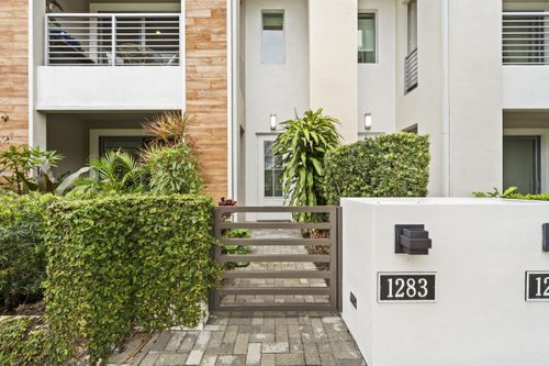 1283 Faulkner Ter, Palm Beach Gardens, FL, 33418-6072 | Card Image