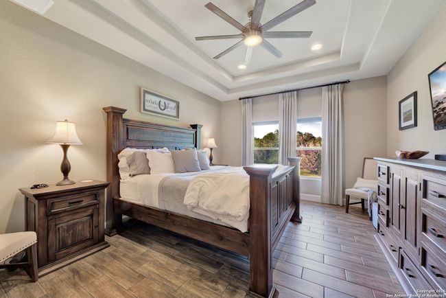 211 Comal Run, House other with 3 bedrooms, 4 bathrooms and null parking in Bulverde TX | Image 22