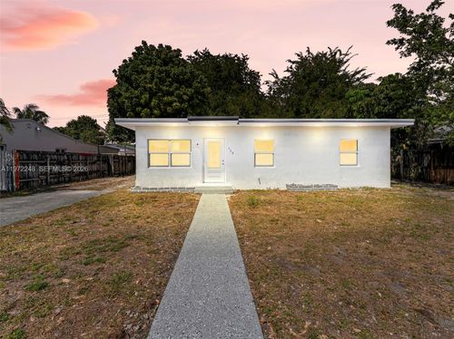 120 Seaman Ave, Opa-Locka, FL, 33054-3034 | Card Image